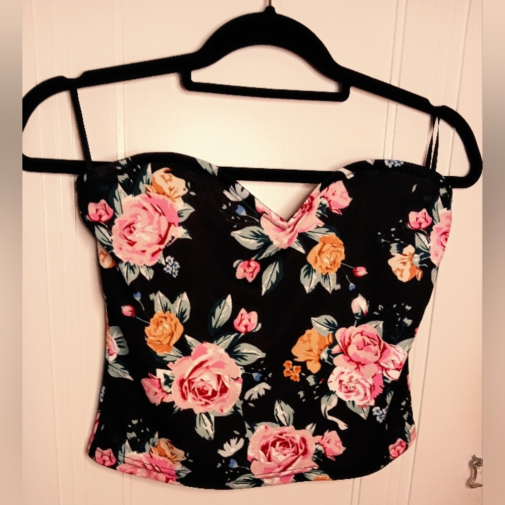 Floral Sweetheart Strapless Crop top